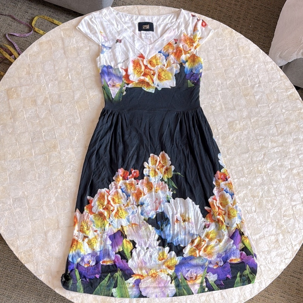 Roberto Cavalli Black White Floral V‑Neck Dress with Multicolor Blooms
